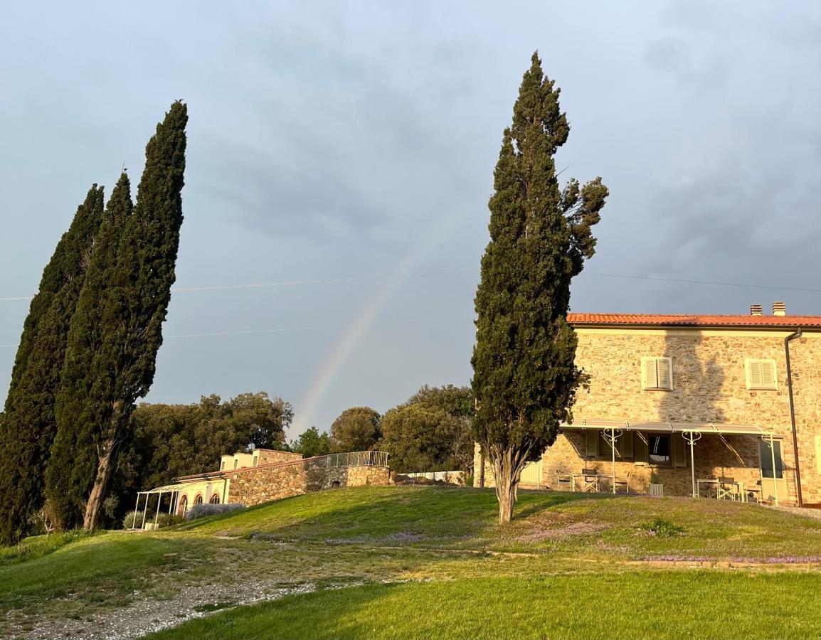 Agriturismo Il Ghiaccio ชูเวเรโต ภายนอก รูปภาพ