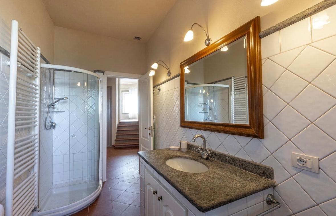 Agriturismo Il Ghiaccio ชูเวเรโต ภายนอก รูปภาพ