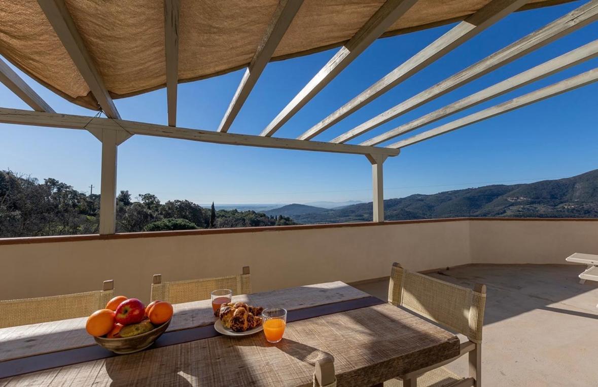 Agriturismo Il Ghiaccio ชูเวเรโต ภายนอก รูปภาพ